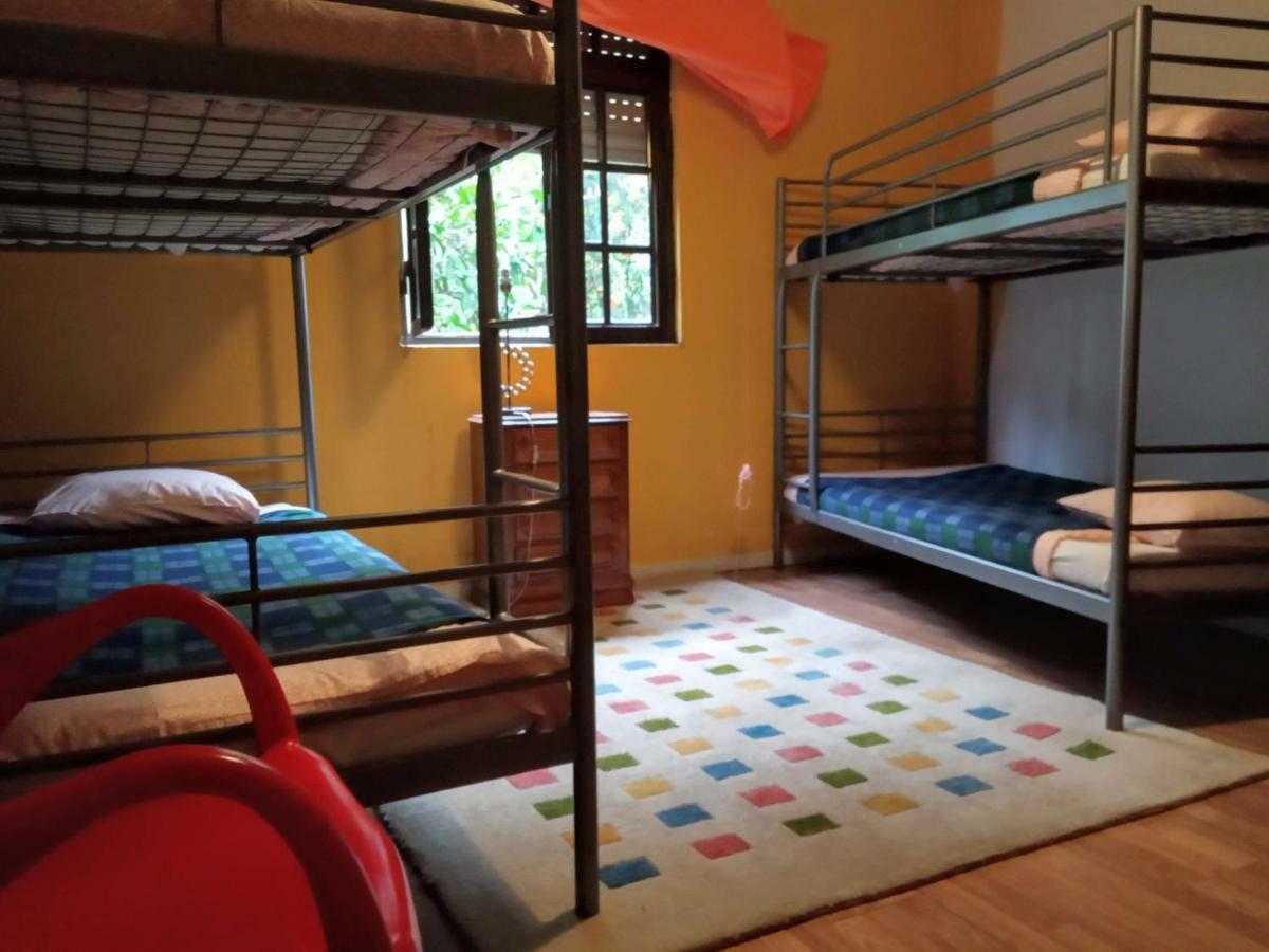 Family Adams House Hostel Braga Bagian luar foto